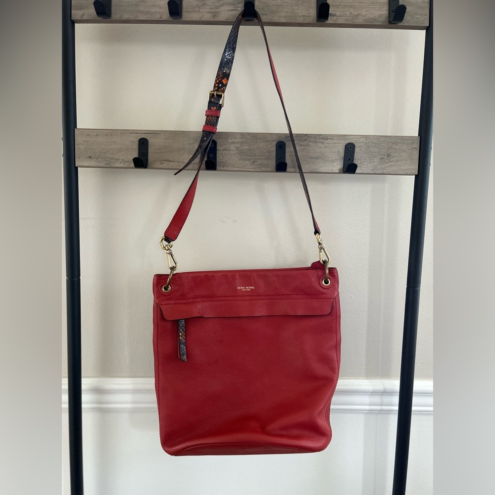 Henri Bendel Purse